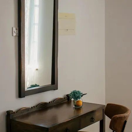 宾馆 Siogkas Dherinia