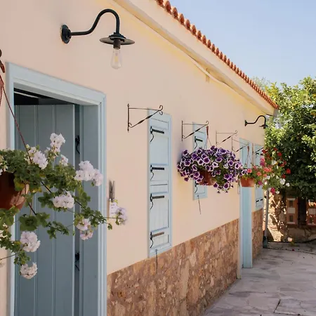 بيت ريفي Siogkas *